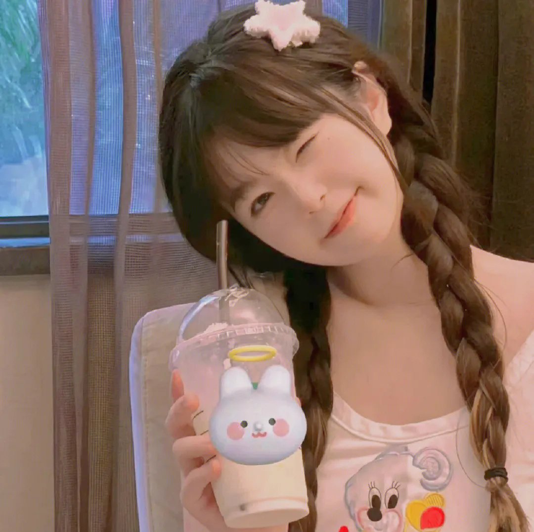 四月一日三姐妹之家庭故事第一季